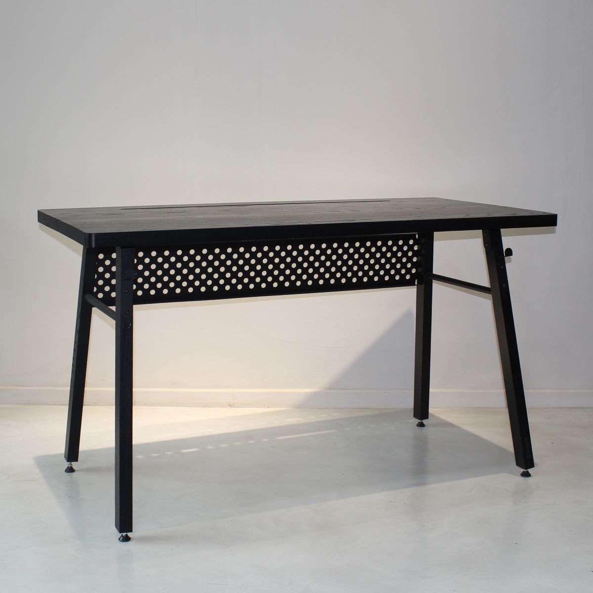 Studio Modern Functional Desk with Cable Management Features 130 x 65 cm in Black - Image 2