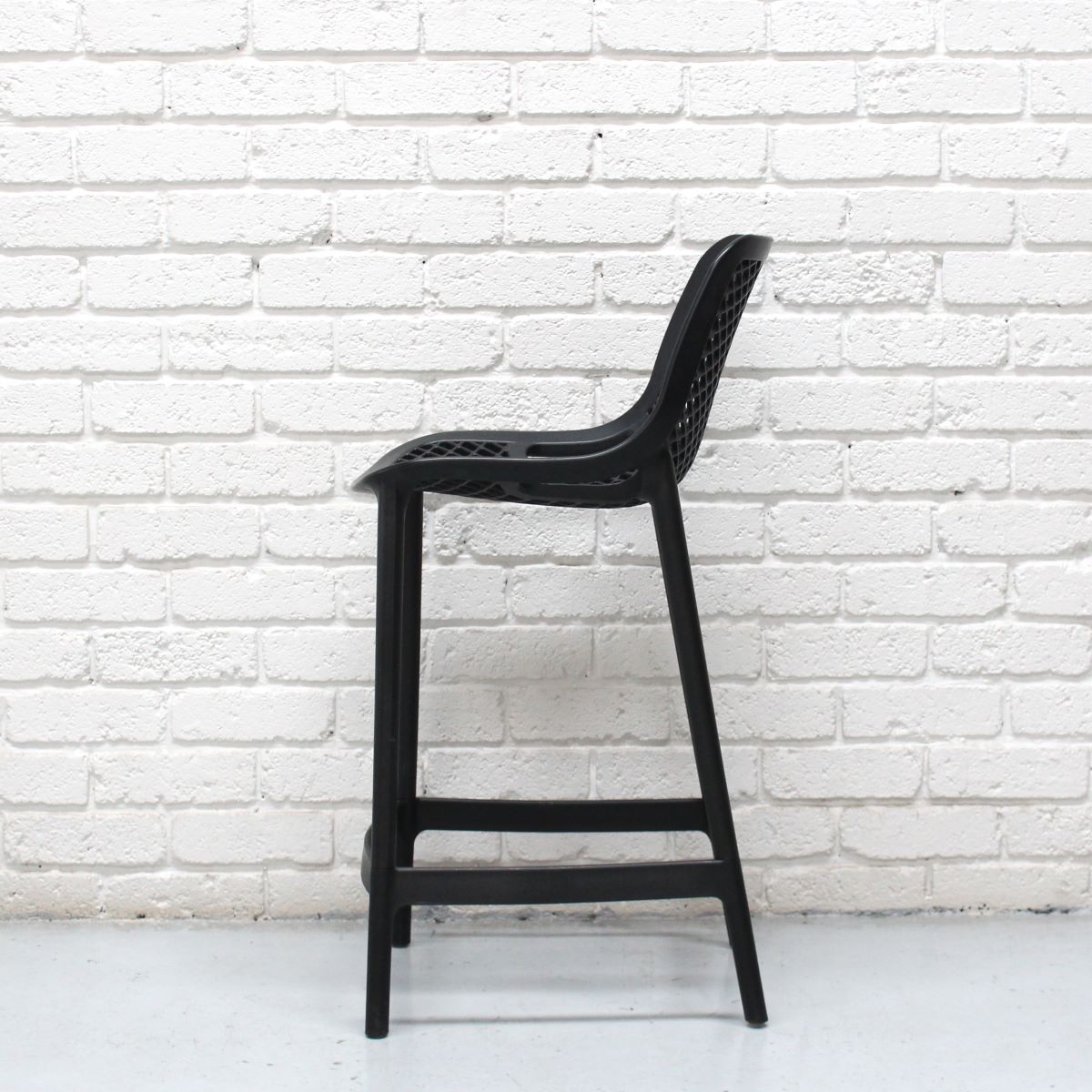 Studio Unitel Air Outdoor Bar Stool 75cm H Black - Image 4